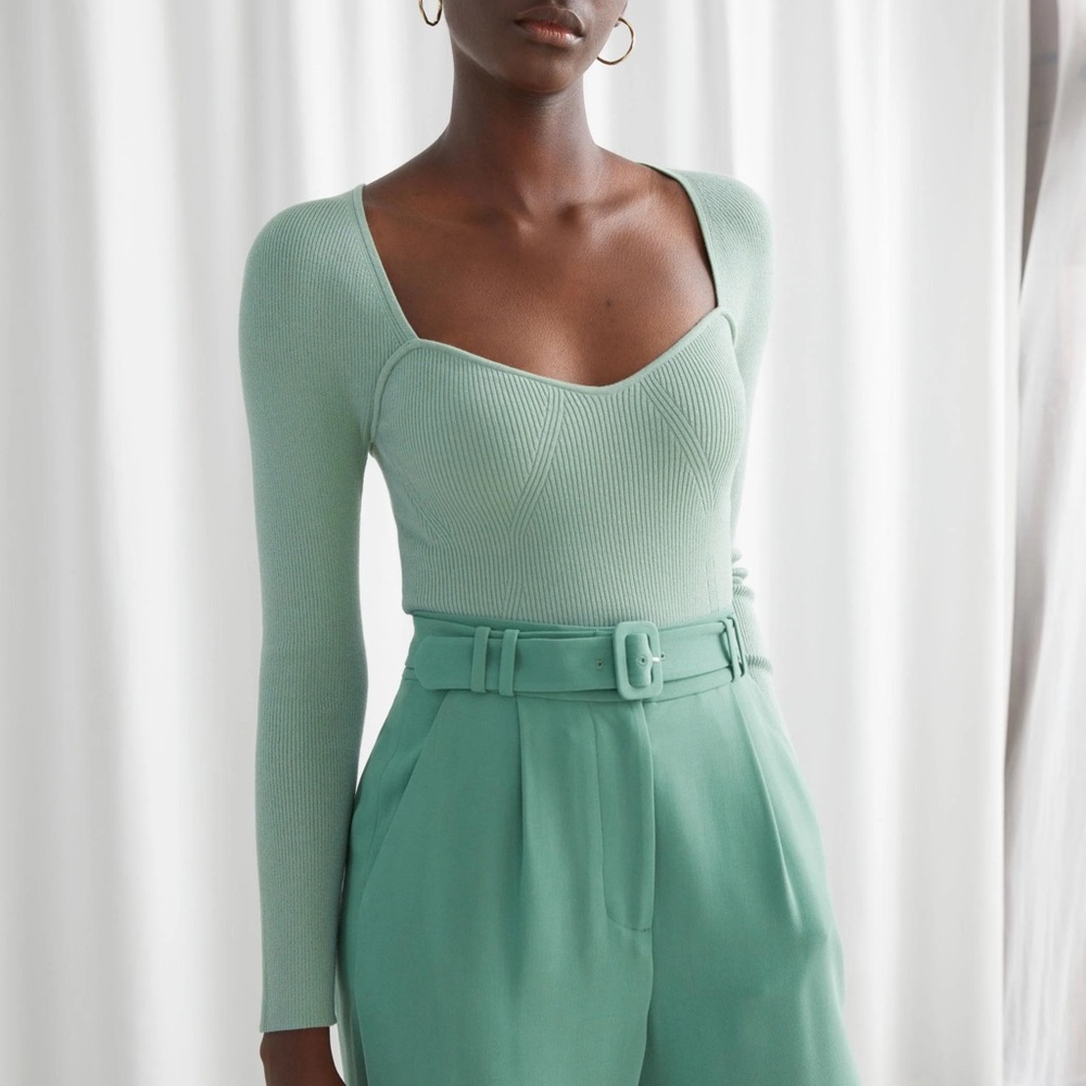 & Other Stories Women's Green Fitted Cropped Sweetheart Neck Rib Top